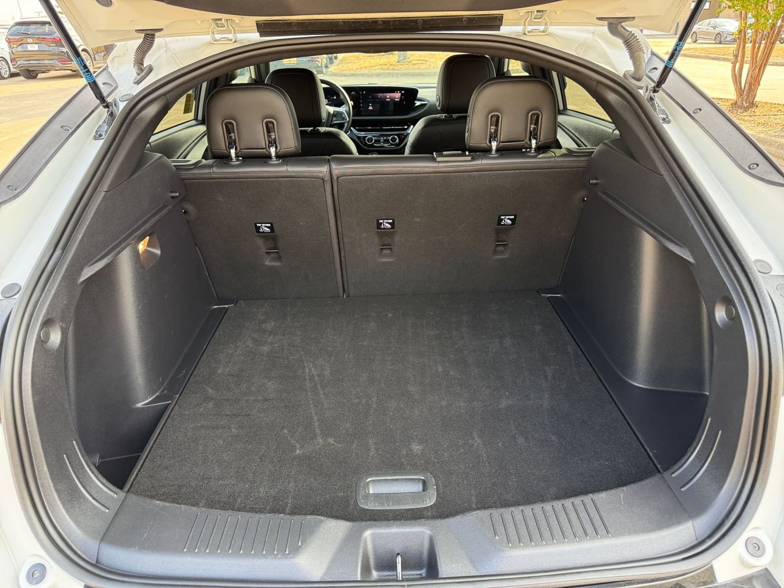 Used 2025 Buick Envista Sport Touring image 31