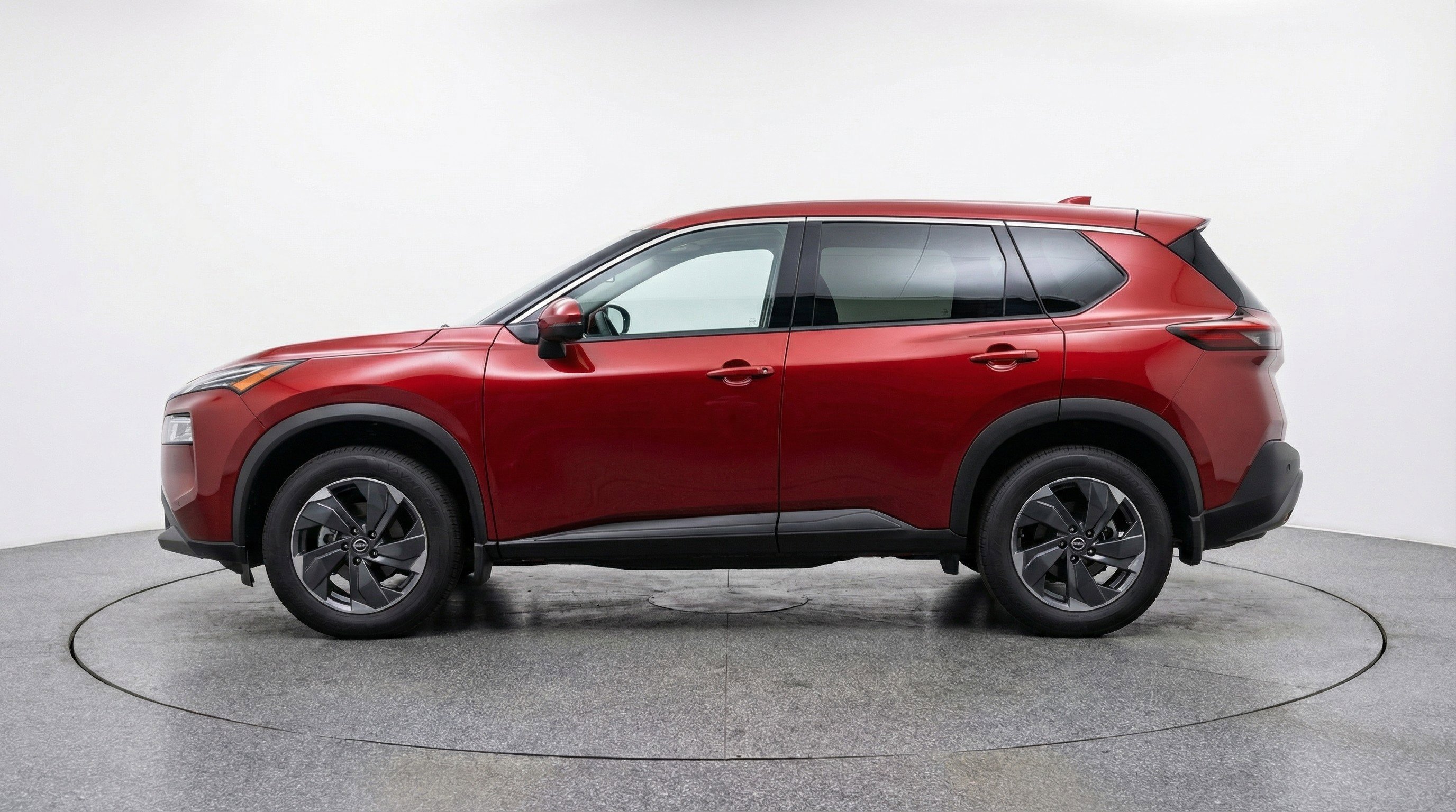 Used 2025 Nissan Rogue SV FWD image 5