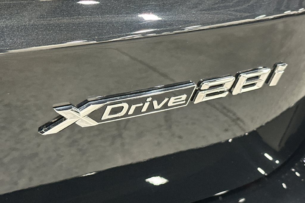 Used 2026 BMW X1 xDrive28i w/ Convenience Package AWD/4WD image 32
