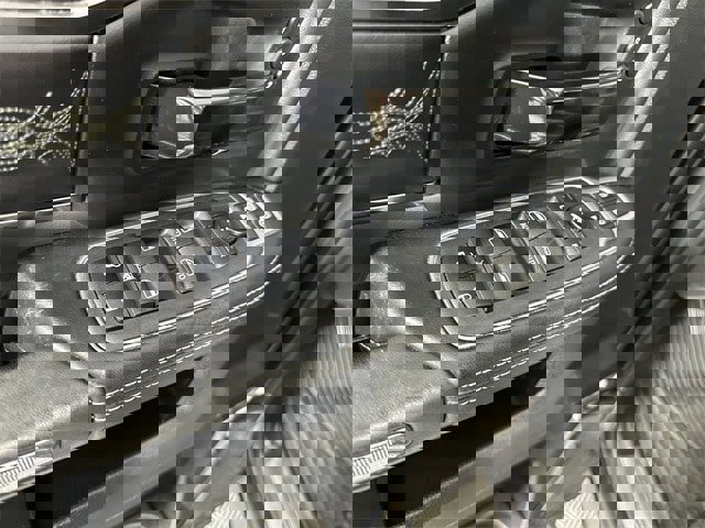 Used 2023 RAM 2500 Limited image 24