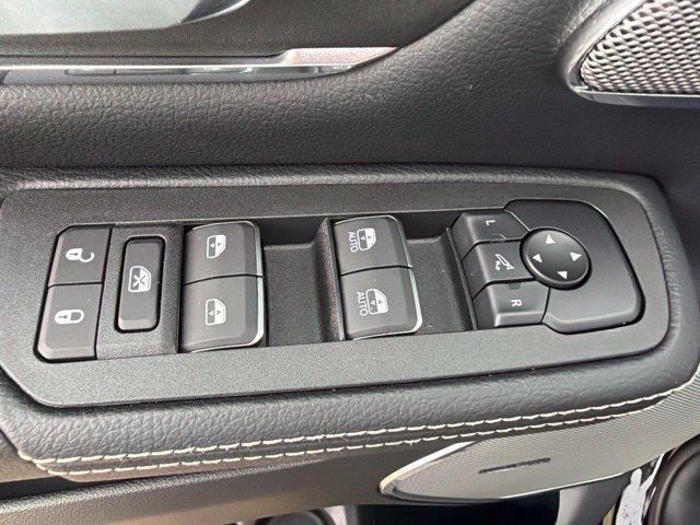 New 2027 RAM 1500 Laramie w/ Night Edition AWD/4WD image 30