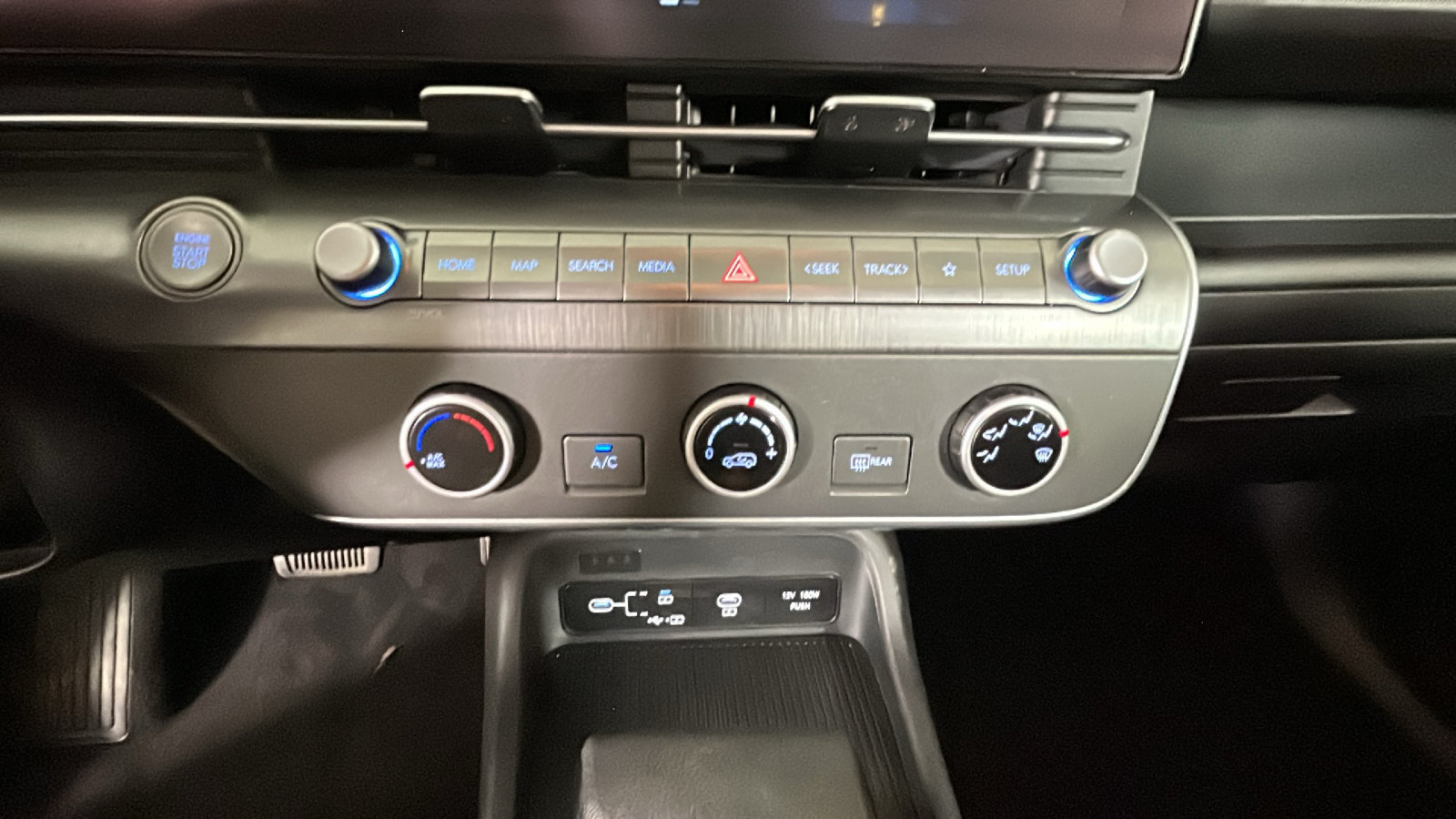 Certified 2024 Hyundai Kona SE AWD/4WD image 29