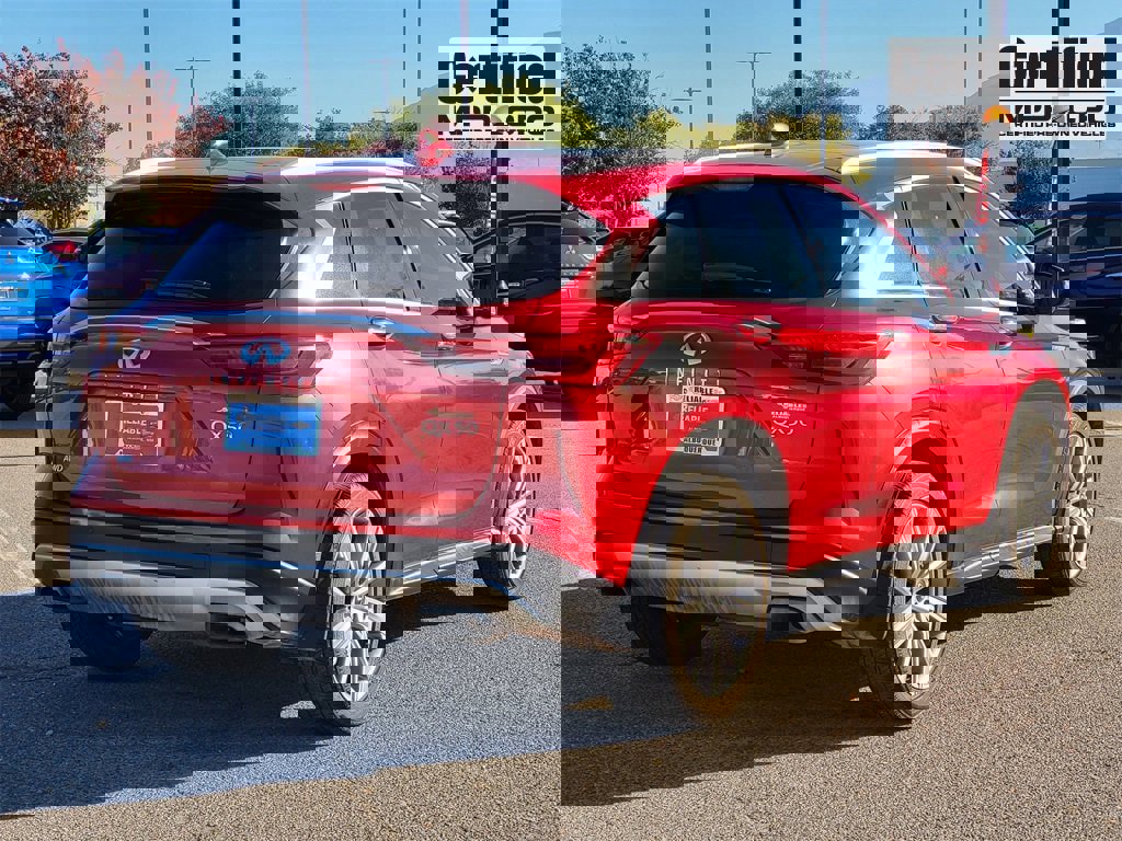 Used 2022 INFINITI QX50 Sensory image 3