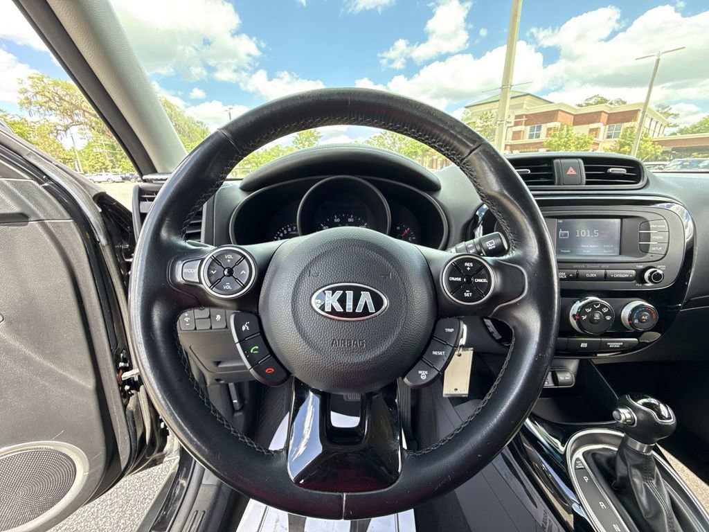 Used 2014 Kia Soul ! image 11