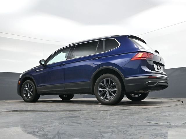 Used 2022 Volkswagen Tiguan SE image 31