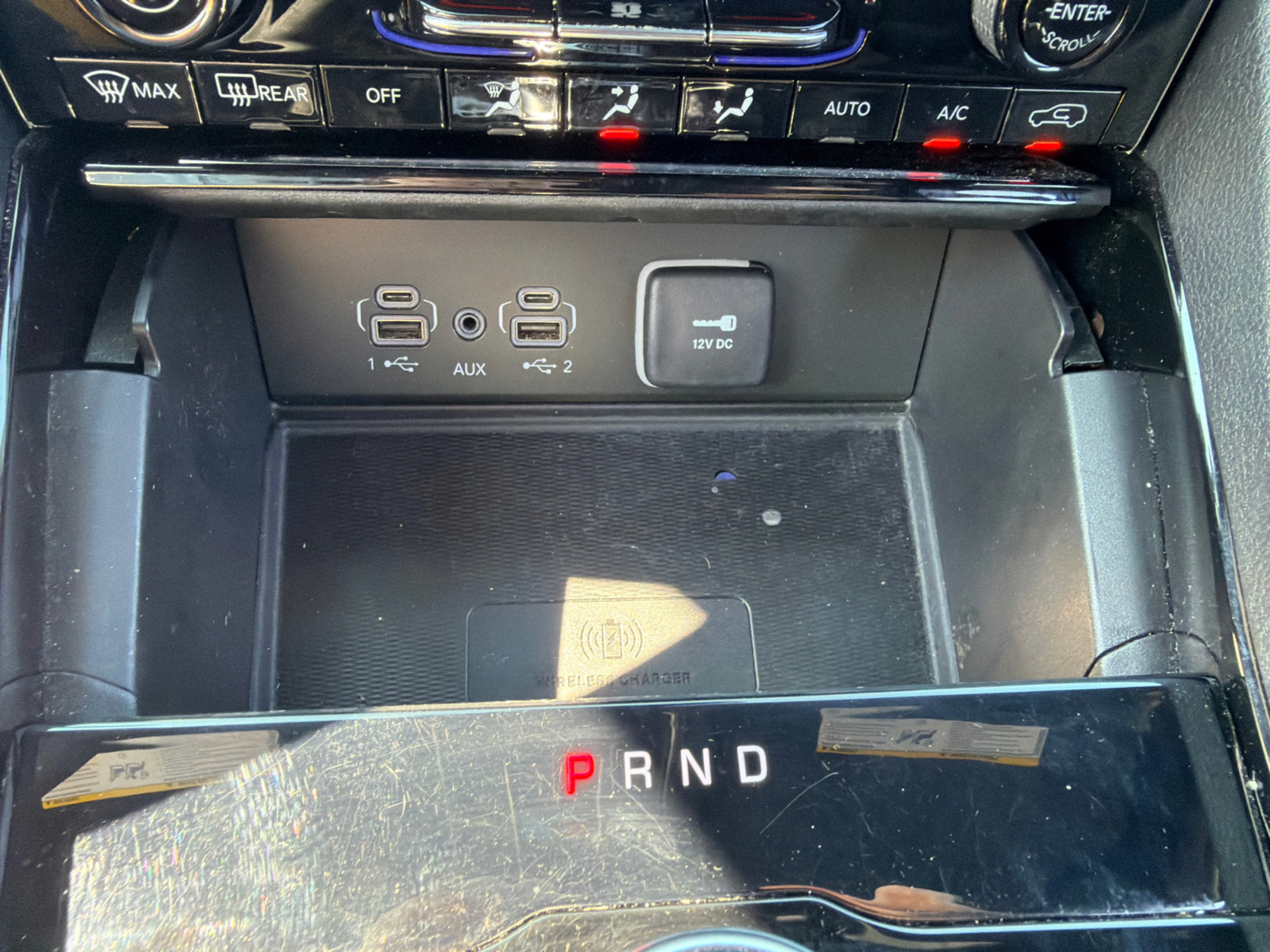 Used 2023 Jeep Grand Cherokee Altitude AWD/4WD image 28