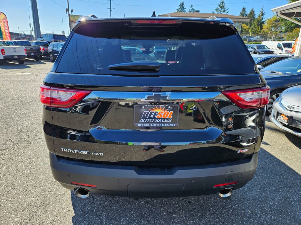 Used 2020 Chevrolet Traverse RS image 16