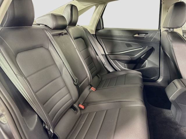 Certified 2024 Volkswagen Jetta SE FWD image 27