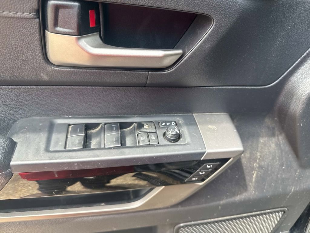 Used 2023 Toyota Tundra Limited image 19