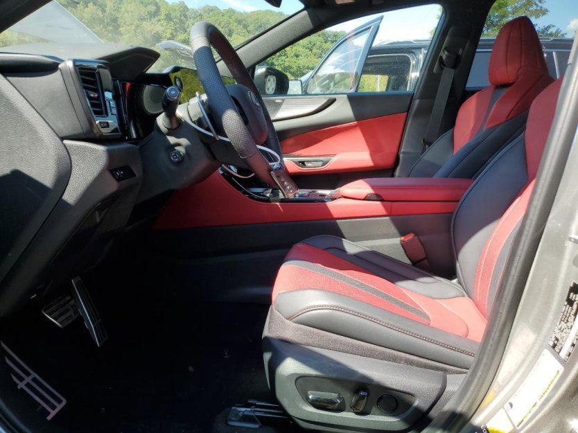 Used 2025 Lexus NX 350 F Sport image 6