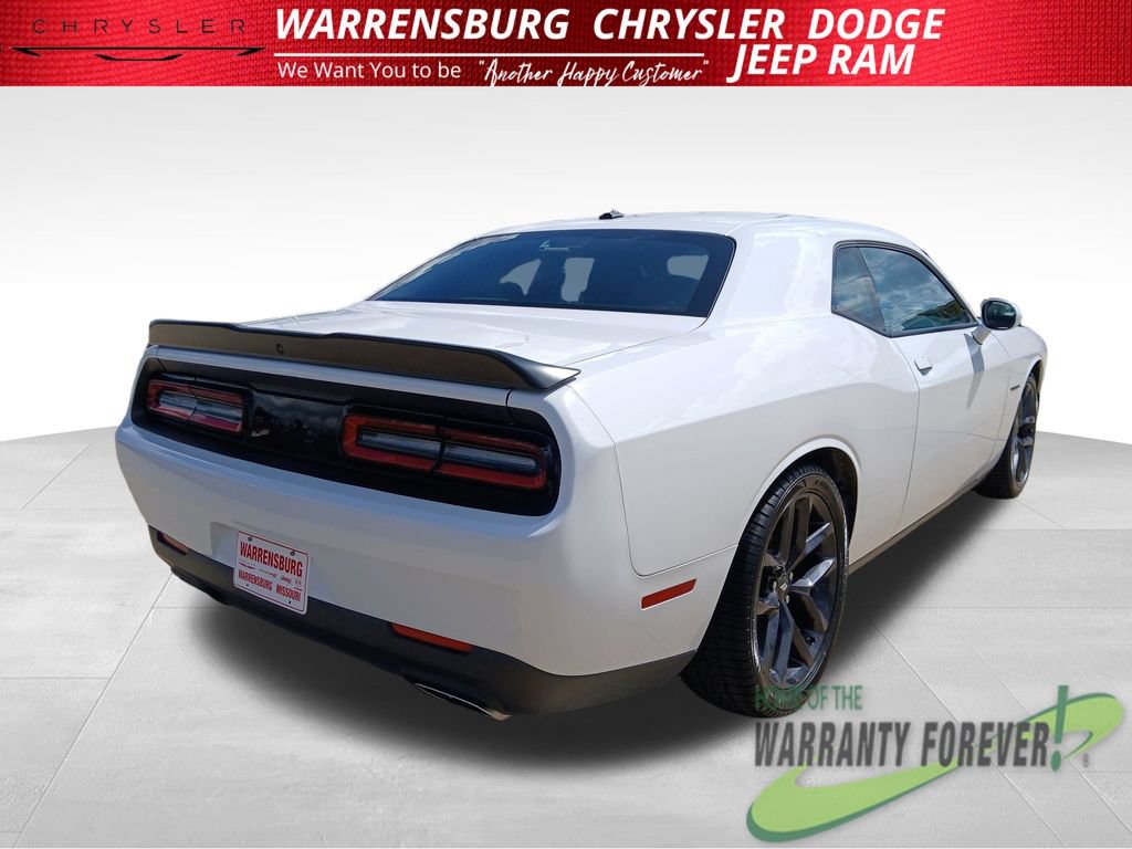 Used 2022 Dodge Challenger R/T w/ Blacktop Package RWD image 4