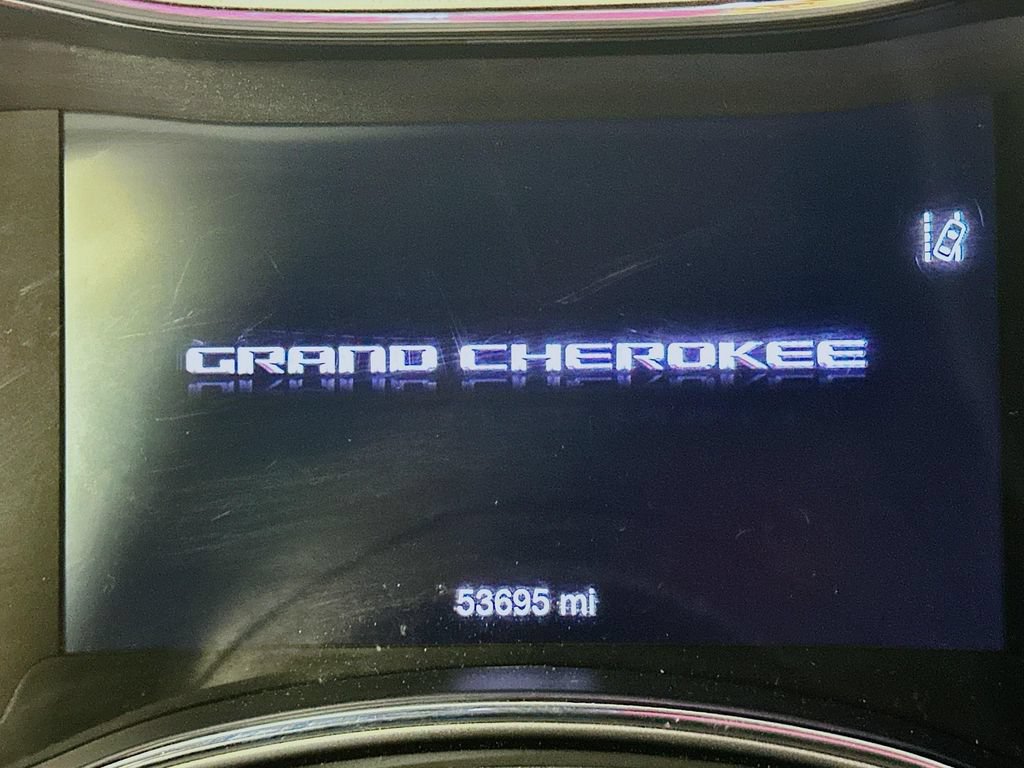 Certified 2022 Jeep Grand Cherokee Limited w/ Trailer Tow Group IV AWD/4WD image 21