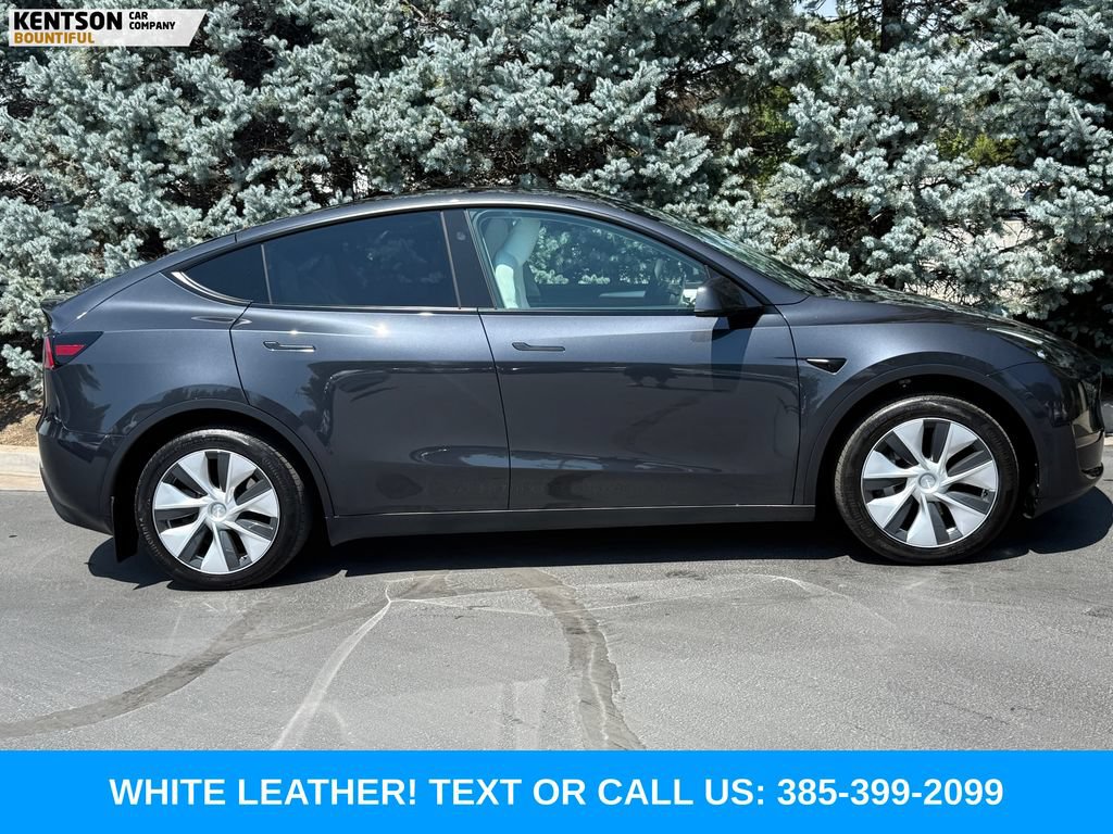 Used 2024 Tesla Model Y Long Range AWD/4WD image 10