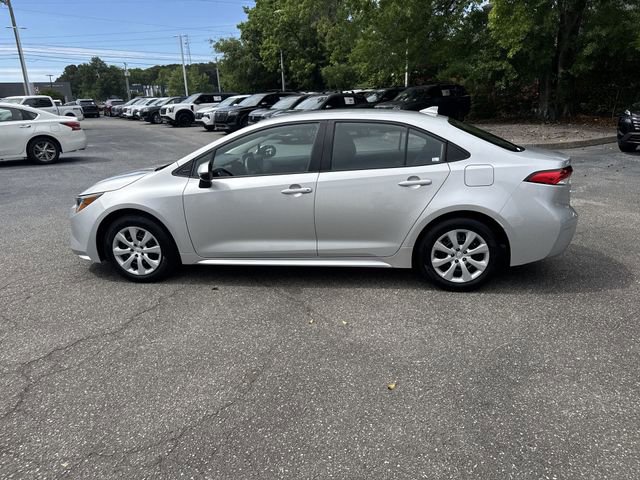 Used 2022 Toyota Corolla LE FWD image 8