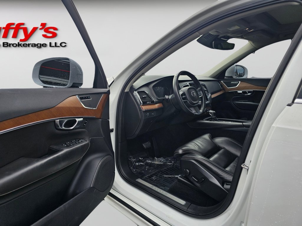Used 2017 Volvo XC90 T6 Inscription w/ Vision Package image 20