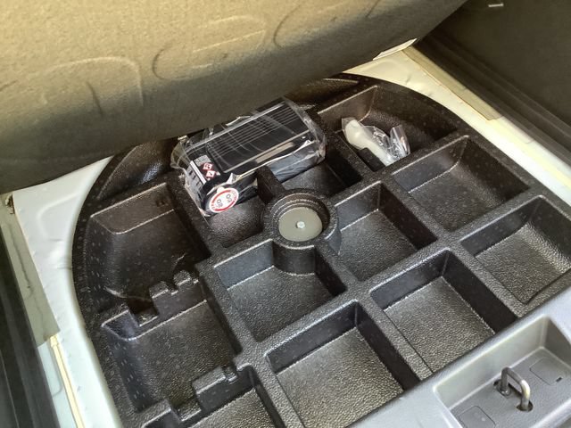 Used 2021 Jeep Renegade Latitude FWD image 30