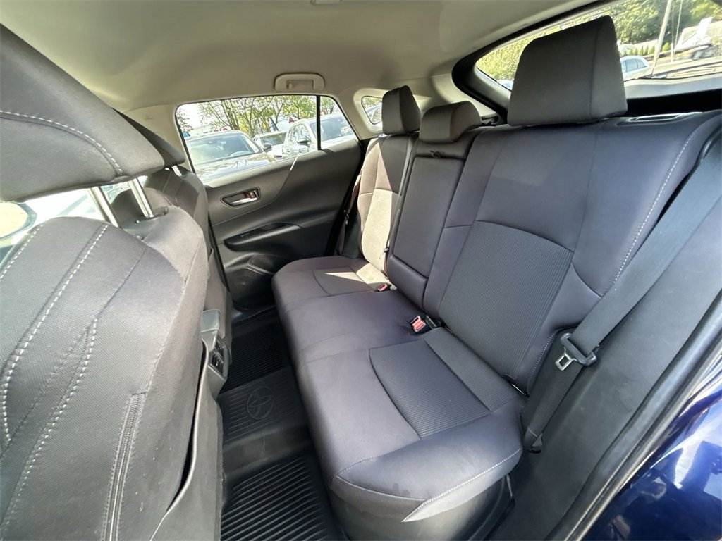 Used 2021 Toyota Venza LE image 23