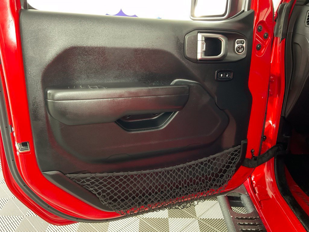 Used 2018 Jeep Wrangler Unlimited Sport S AWD/4WD image 12