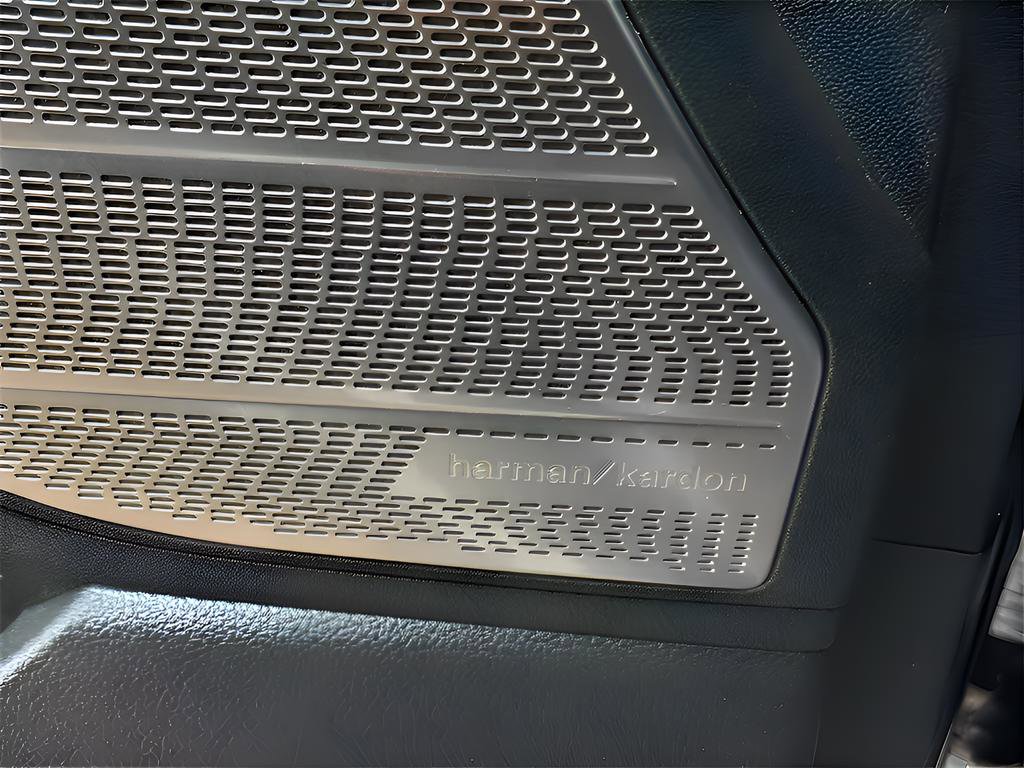 Used 2023 Hyundai Palisade Calligraphy image 25