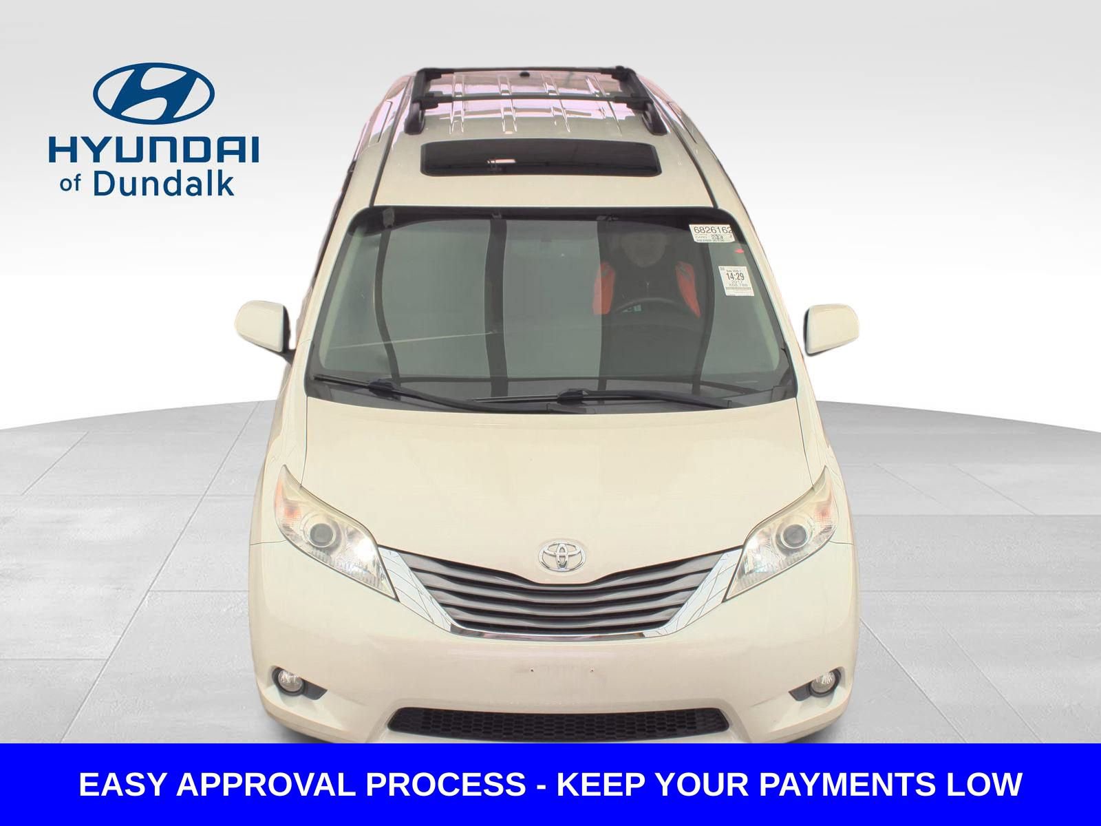 Used 2017 Toyota Sienna XLE Premium image 7