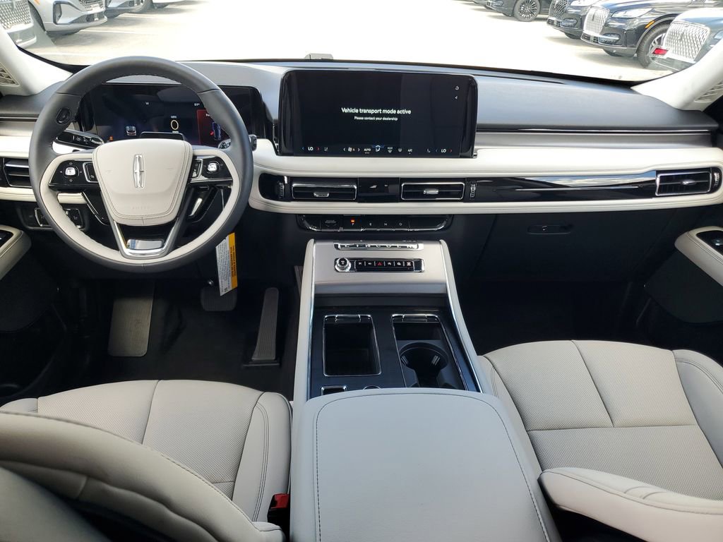 New 2026 Lincoln Aviator 2WD image 16