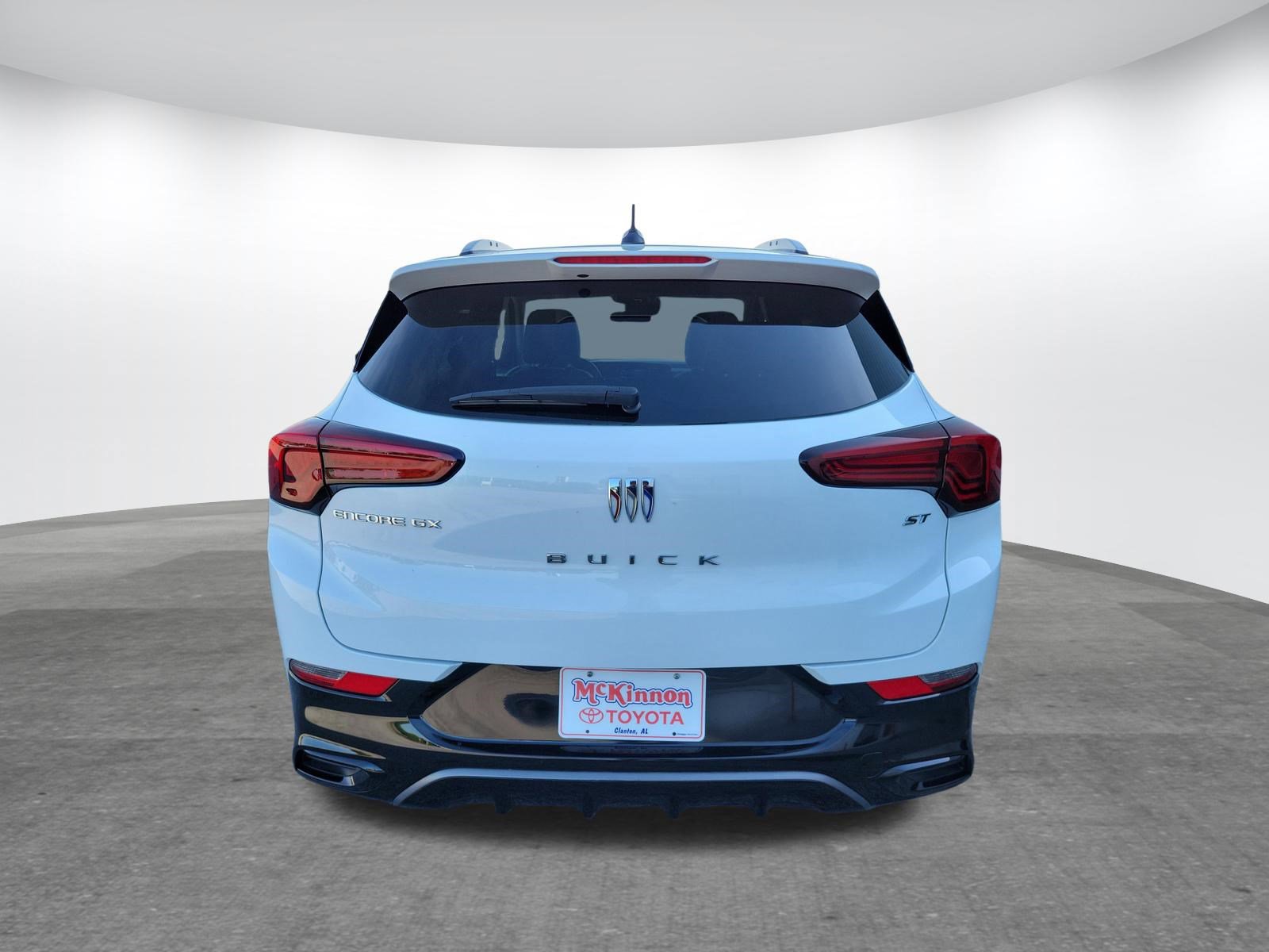 Used 2024 Buick Encore GX Sport Touring w/ Comfort Package FWD image 6