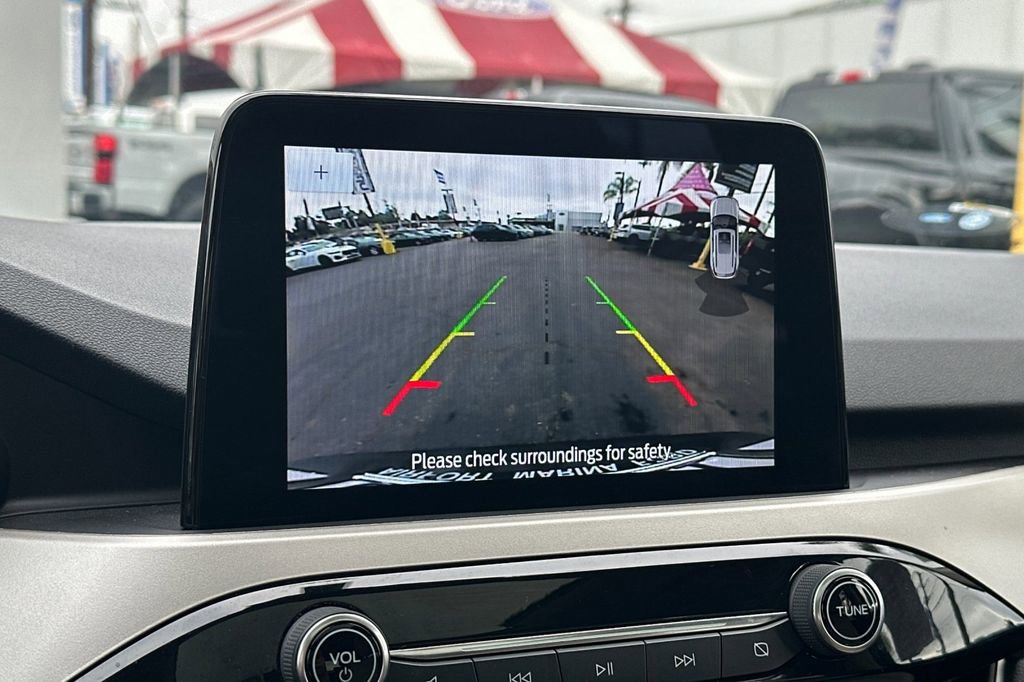 Used 2020 Ford Escape SE Sport image 22