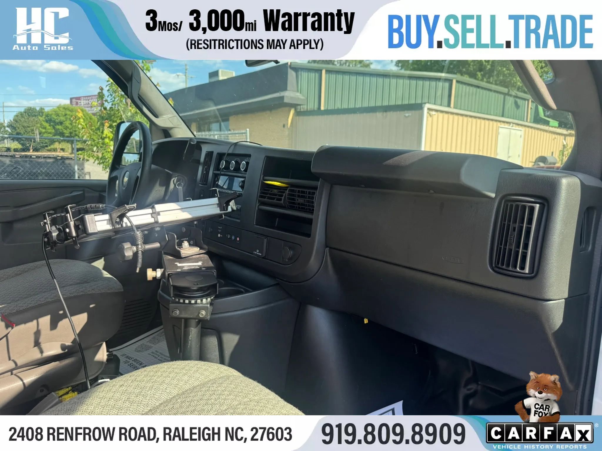 Used 2021 Chevrolet Express 2500 RWD image 19