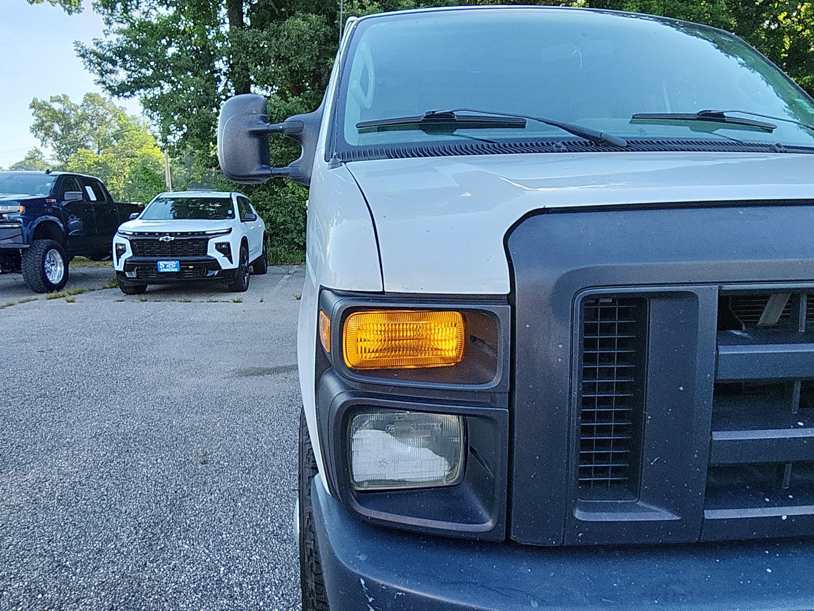 Used 2011 Ford E-250 and Econoline 250 RWD image 9