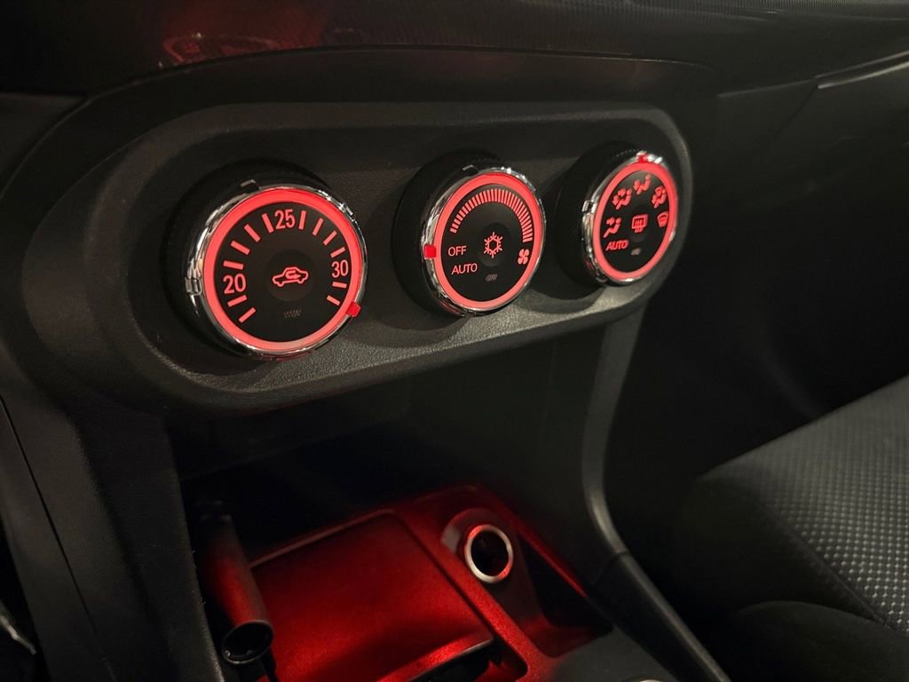 Used 2010 Mitsubishi Lancer Evolution GSR image 28