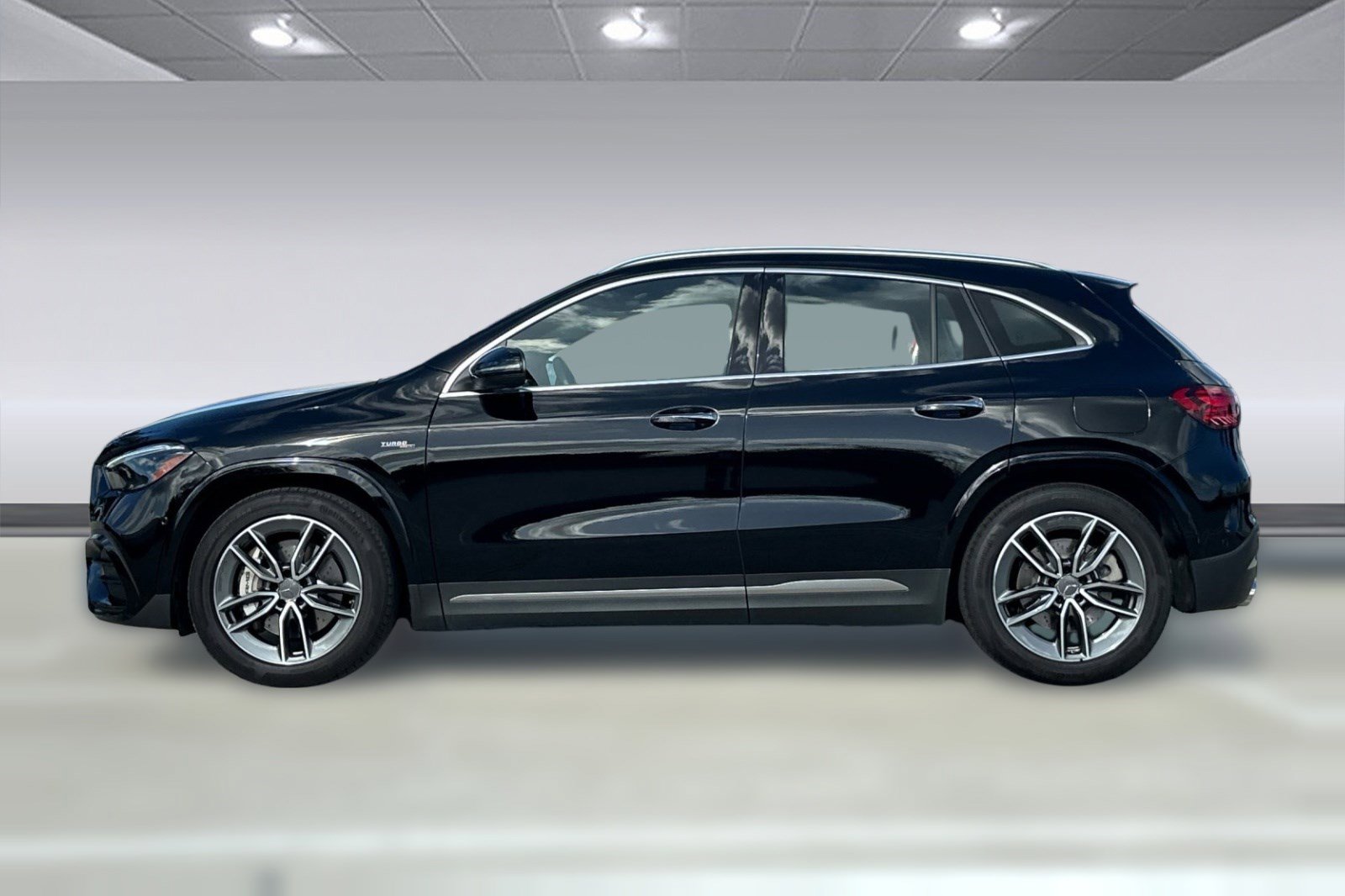 Certified 2025 Mercedes-Benz GLA 35 AMG 4MATIC image 2