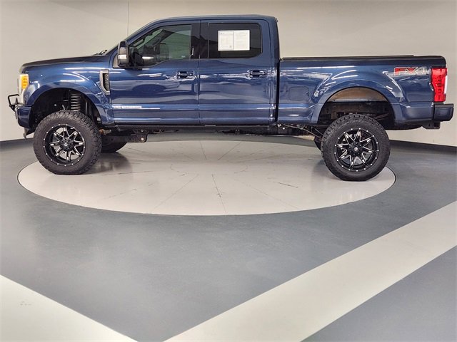 Used 2017 Ford F250 Lariat w/ Chrome Package image 5