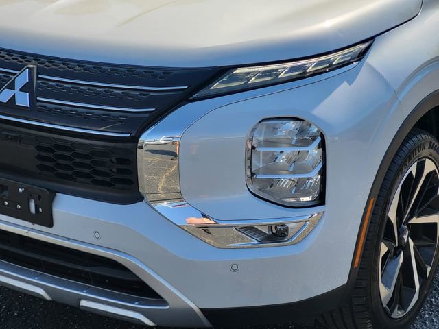 Used 2024 Mitsubishi Outlander SE image 8