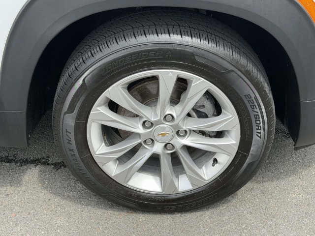 Used 2023 Chevrolet TrailBlazer LS AWD/4WD image 9