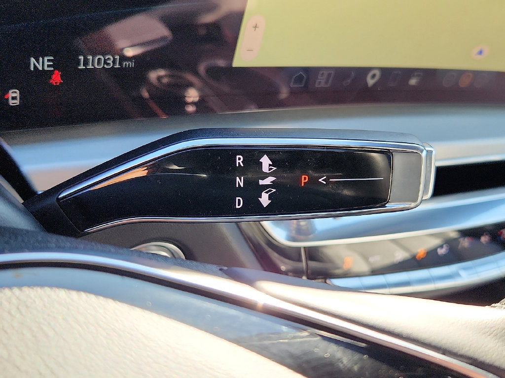 Used 2024 Cadillac Lyriq Luxury RWD image 15