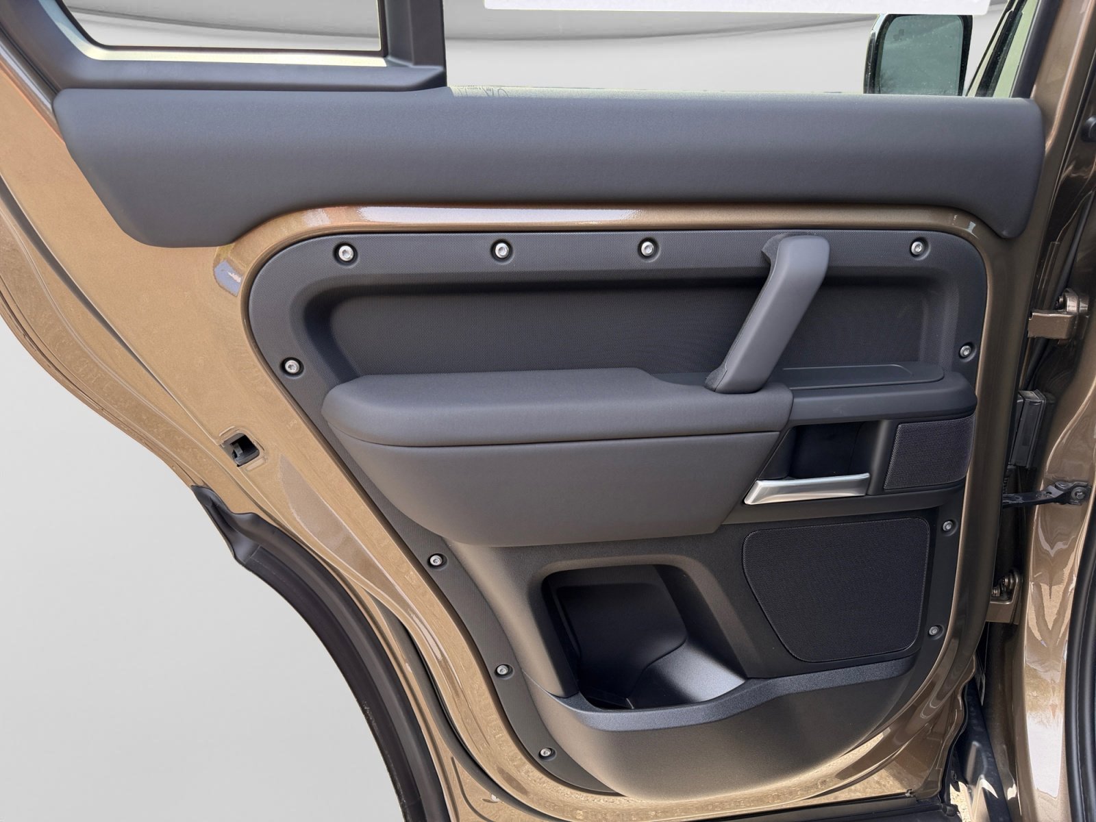 New 2026 Land Rover Defender 110 S AWD/4WD image 17