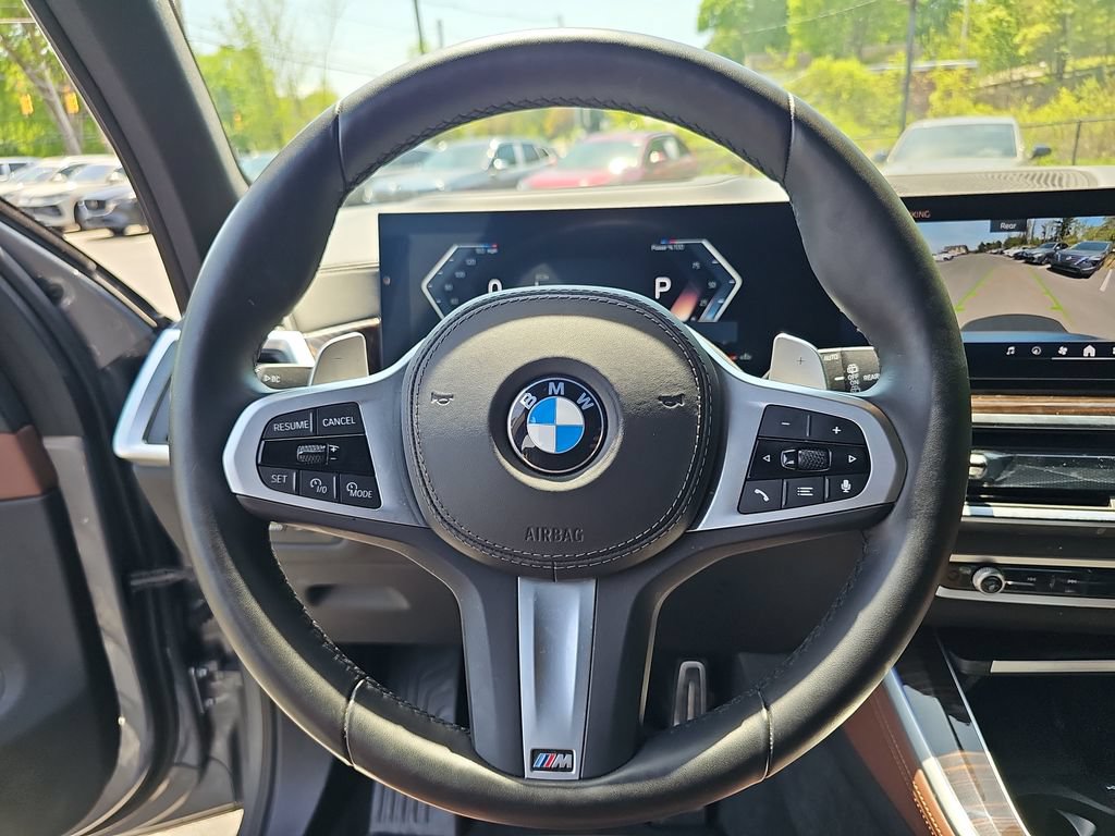 Certified 2026 BMW X5 xDrive40i w/ M Sport Package AWD/4WD image 17