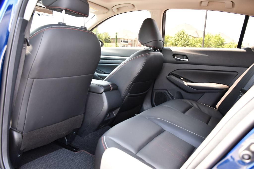 Used 2024 Nissan Altima 2.5 SR w/ SR Premium Package FWD image 20