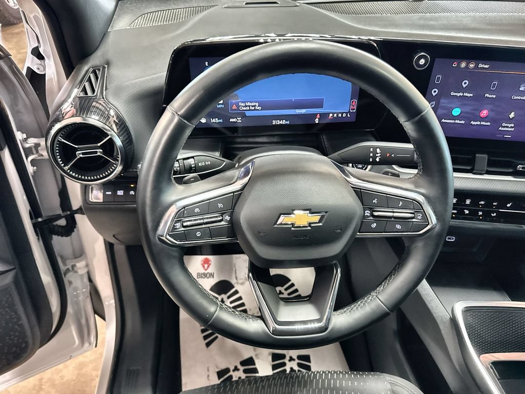 Used 2025 Chevrolet Equinox LT AWD/4WD image 17