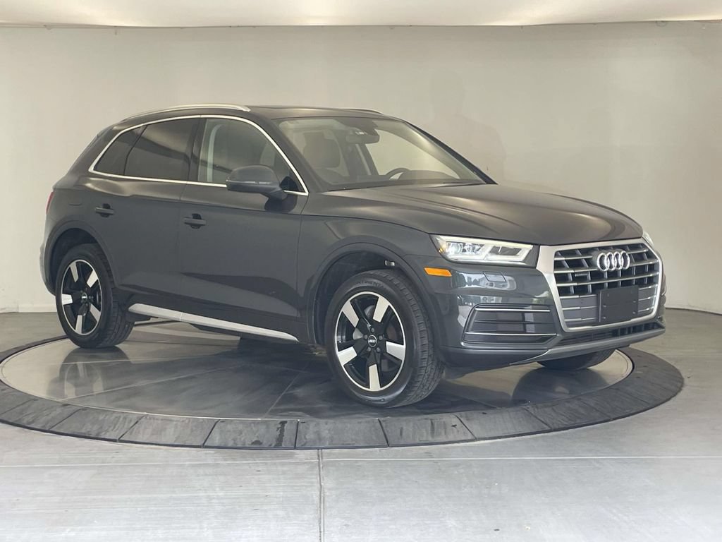 Used 2019 Audi Q5 2.0T Premium Plus w/ Premium Plus Package AWD/4WD image 9