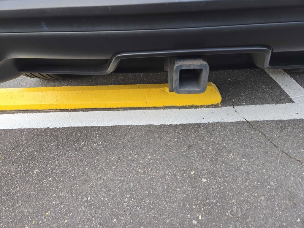 Used 2017 Porsche Cayenne Platinum Edition image 10