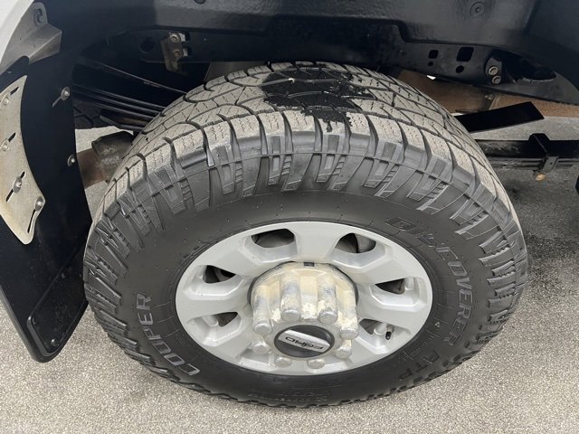 Used 2023 Ford F350 XLT image 15