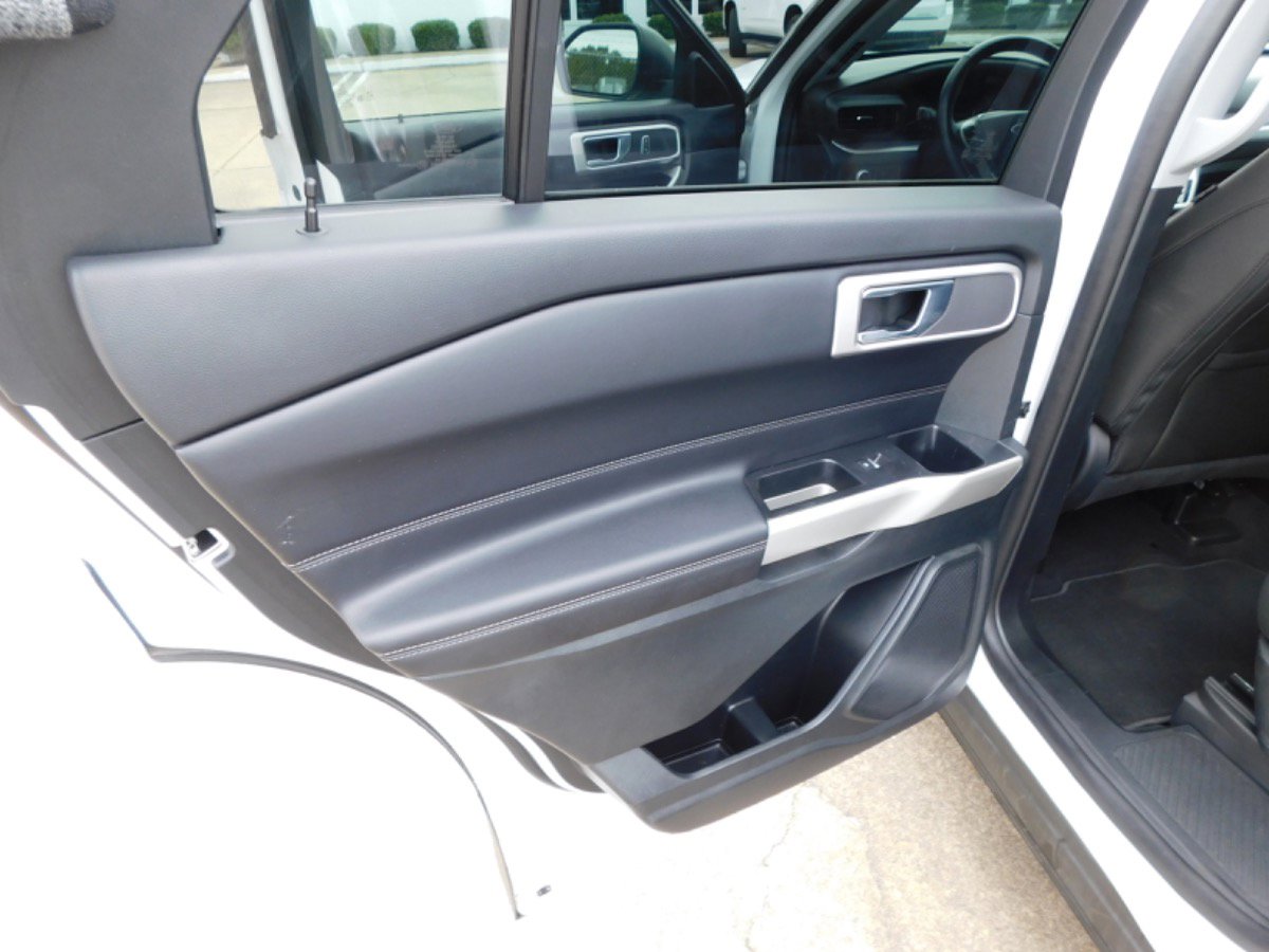 Used 2021 Ford Explorer XLT image 13