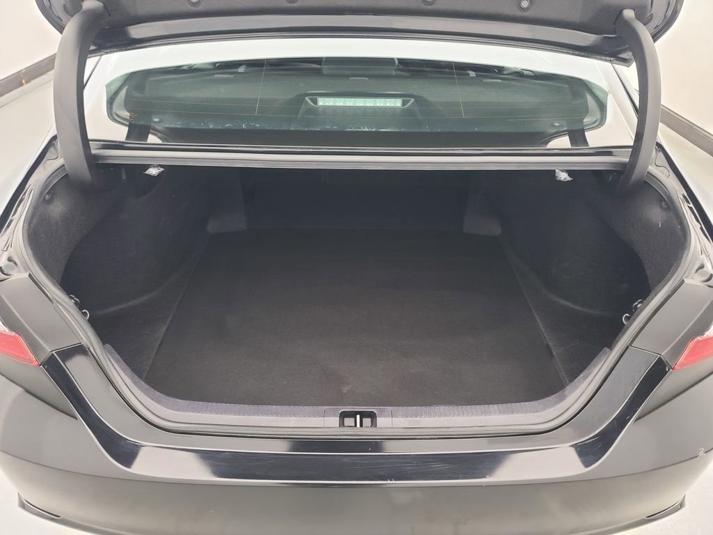 Used 2023 Toyota Camry XSE image 17