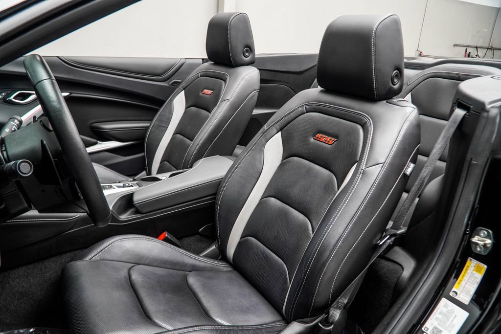 Used 2023 Chevrolet Camaro SS RWD image 38
