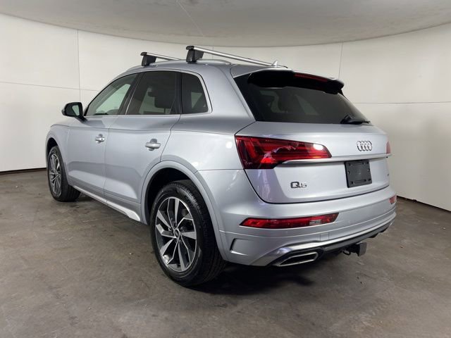 Used 2023 Audi Q5 2.0T Premium w/ Convenience Package image 5