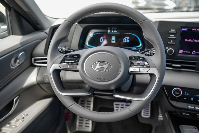 New 2026 Hyundai Elantra Sport FWD image 18