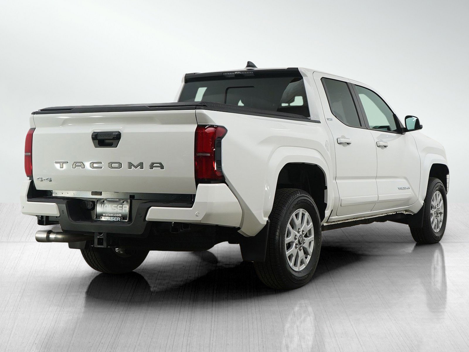 Used 2024 Toyota Tacoma SR5 image 6