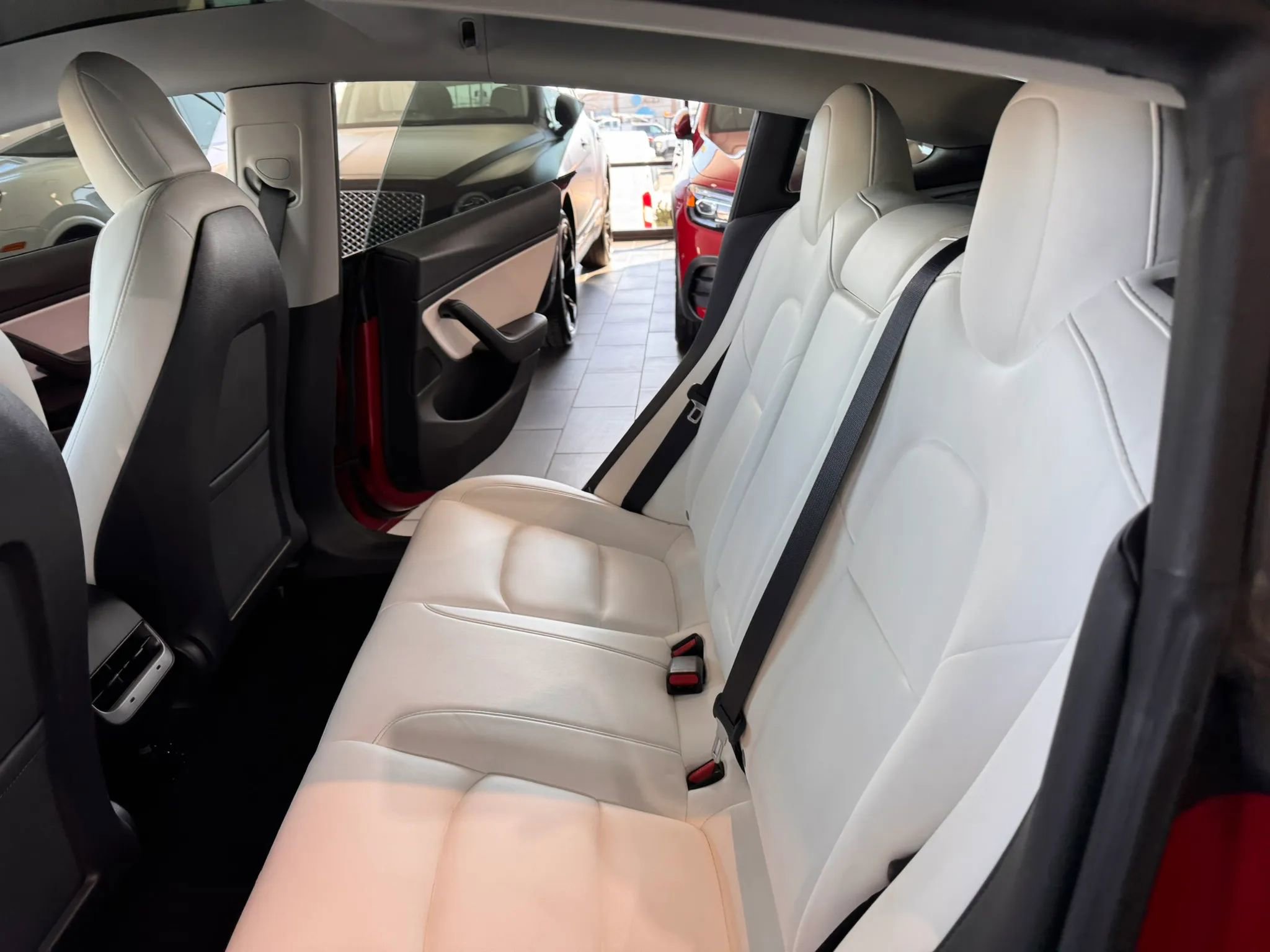 Used 2021 Tesla Model 3 Long Range image 18
