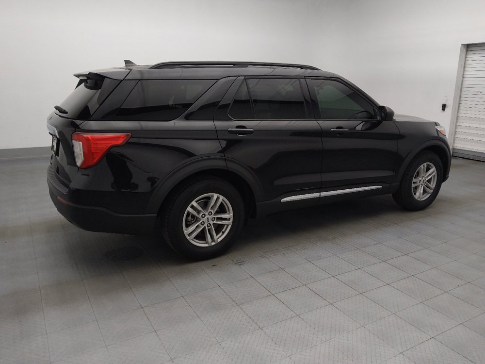Used 2024 Ford Explorer XLT RWD image 10